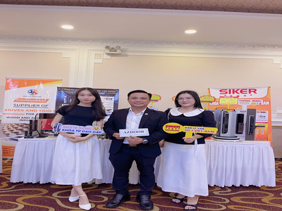 AZDOOR VN – NHÀ TÀI TRỢ CHÍNH TẠI SỰ KIỆN TRI ÂN KH DIỄN RA TRONG KHUÔN KHỔ TRIỂN LÃM VIETBUILD