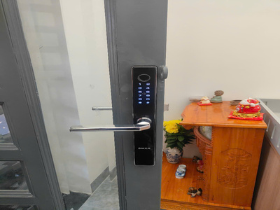 Azdoor VN Bàn Giao Khóa Thông Minh Siker KTS151 Tại Công Ty TNHH Cảnh Quang Vina Xanh